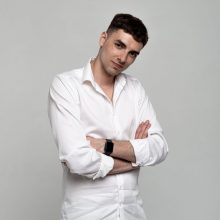 Попов Игорь
