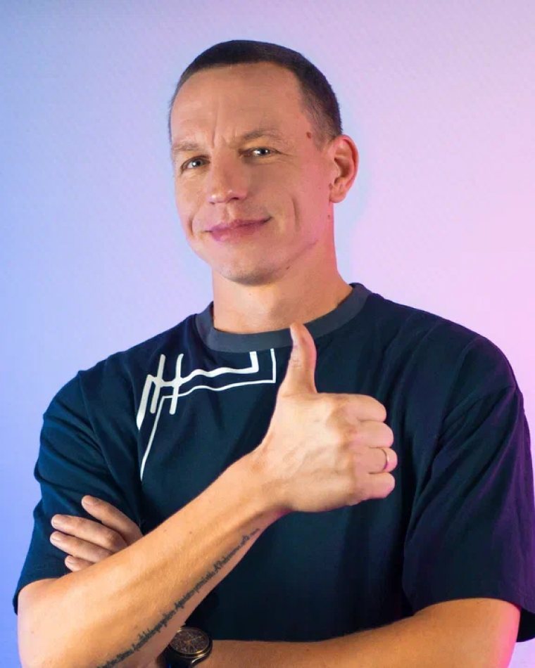 Леонов Денис — наставник