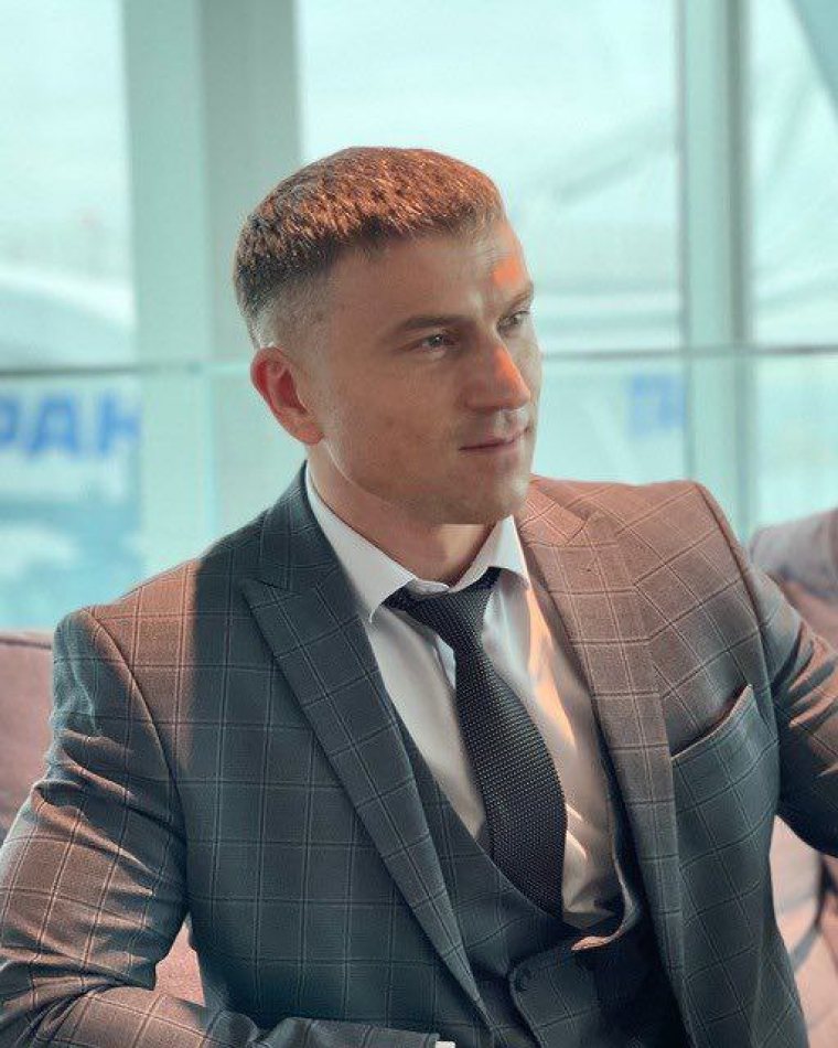 Садиков Рустам — наставник