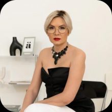 Кримчеева Неля